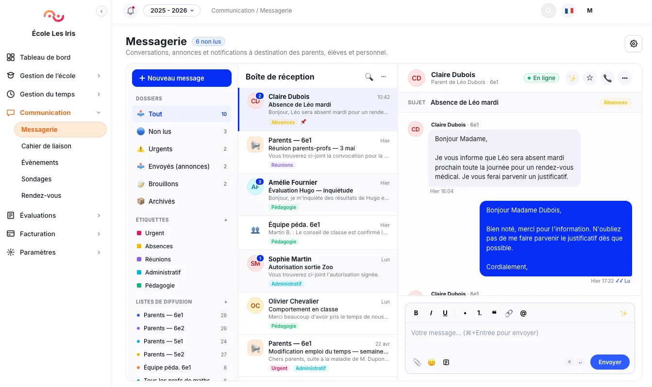 Messagerie interne de l'école avec conversations parents et équipe